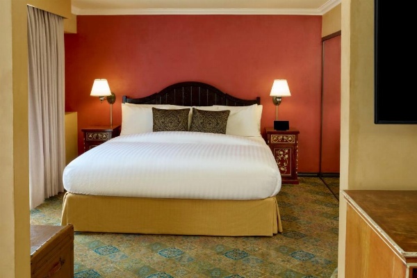 Petit Ermitage image 13